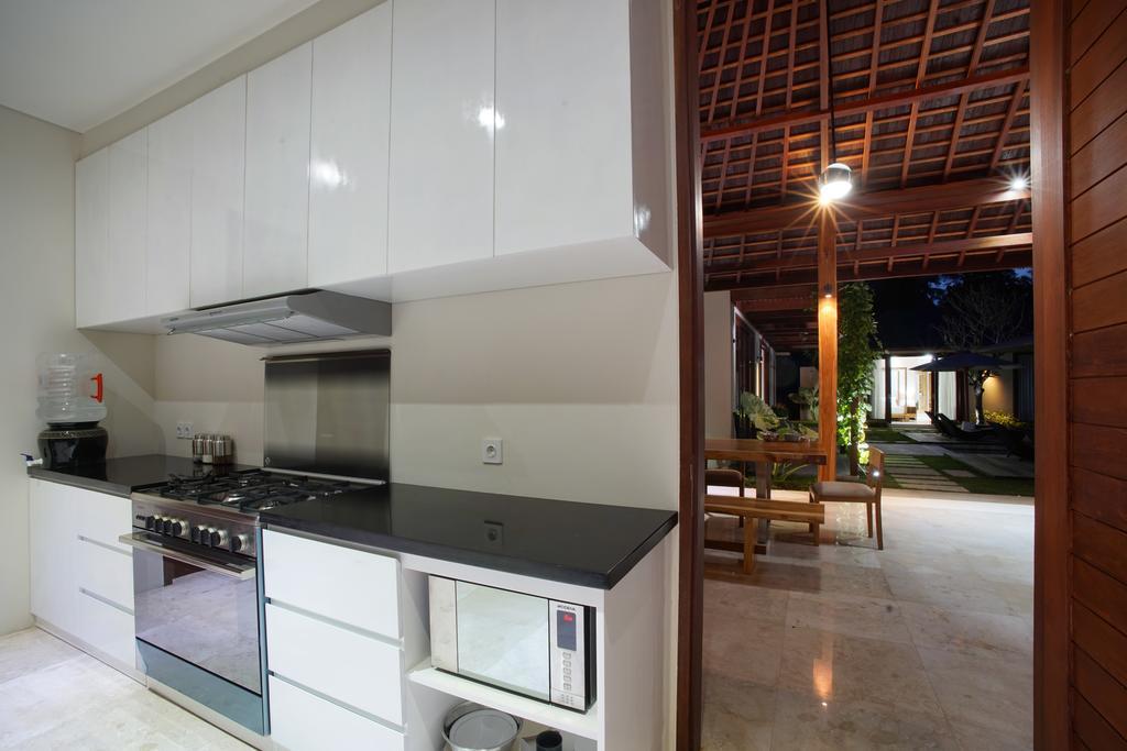 Bale Mandala Villas เซงกีกี ภายนอก รูปภาพ